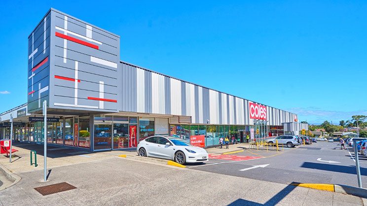 Coles Morwell Shopping Centre hits the market